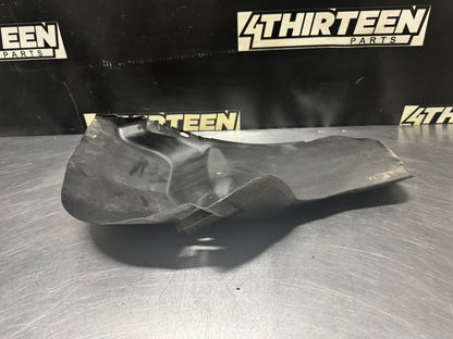 2004 PONTIAC GTO LH REAR FENDER LINER OEM 92161489 #N318