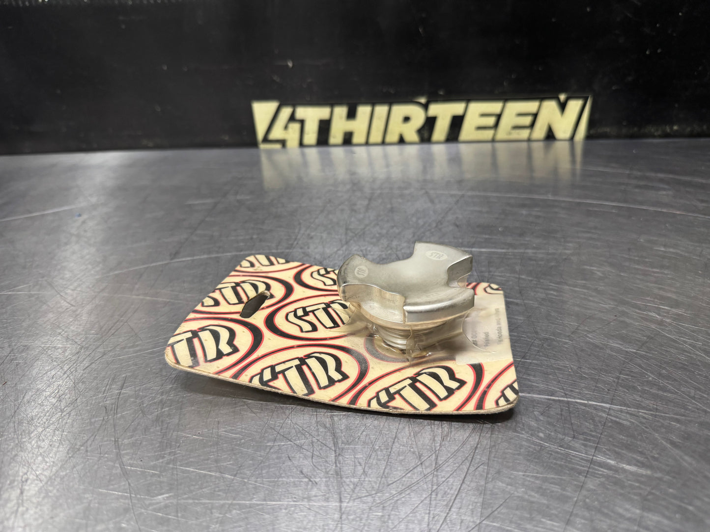 HONDA / ACURA STR BLADE OIL CAP OC0100 NEW OLD STOCK DISCONTINUED #N927