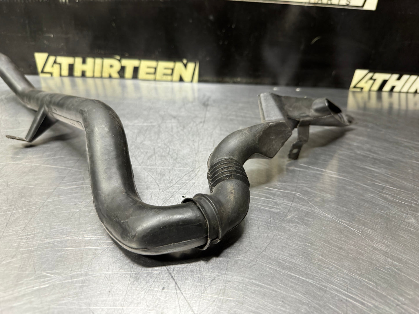 97-04 CORVETTE C5 LEFT DRIVER DASHBOARD DEFROST DUCT TUBE OEM #N861