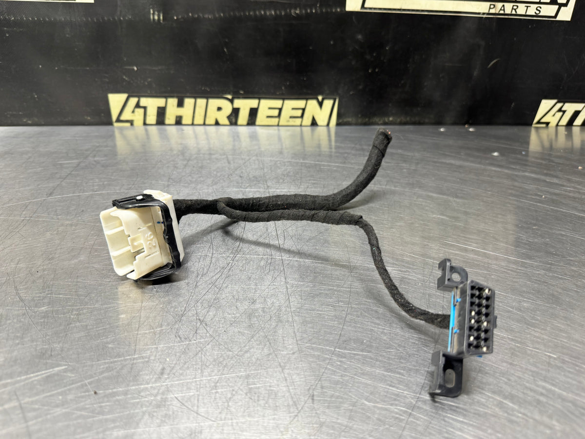 97-04 C5 CORVETTE CLUSTER PLUG AND OBD PORT PIGTAIL OEM #N923