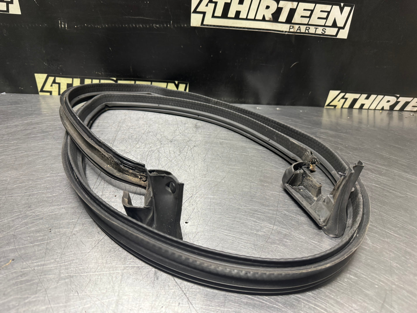 1997-2004 CORVETTE C5 CONVERTIBLE TOP TRUNK SEAL OEM #N514