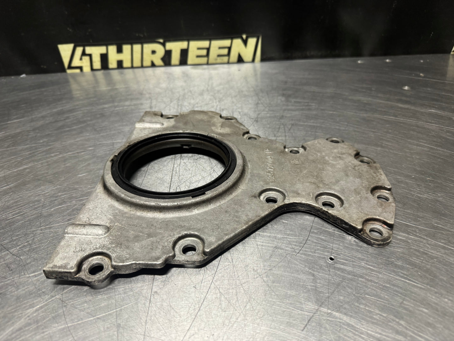 2005-2013 C6 CORVETTE LS2 CRANKSHAFT SEAL HOUSING OEM 12572014 #N518