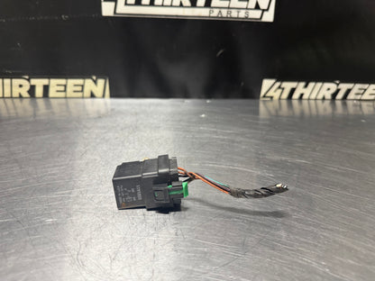 1997-2004 C5 CORVETTE USED OEM BLOWER MOTOR RELAY W/PIGTAIL 12177233 OEM #N229