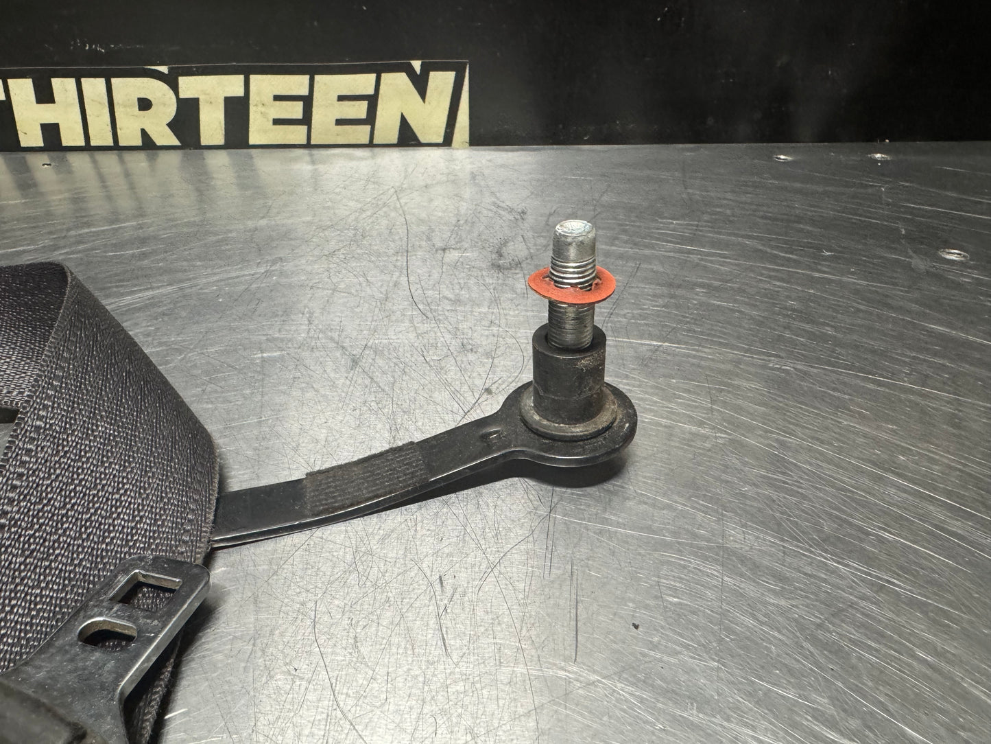 04-06 PONTIAC GTO LEFT HAND LH SIDE SEAT BELT AND RETRACTOR 511648132A OEM #N306