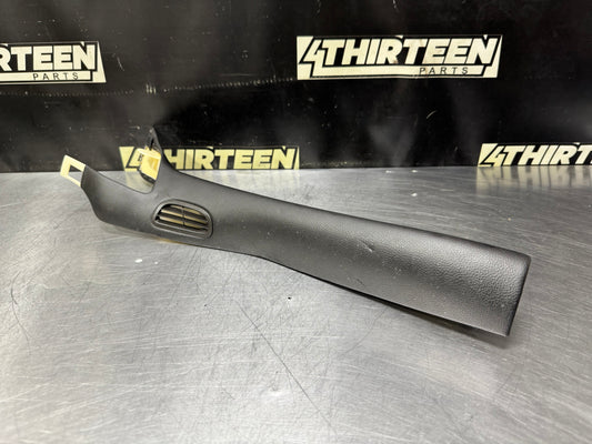 05-13 C6 CORVETTE A-PILLAR TRIM PANEL MOLDING RH #N792