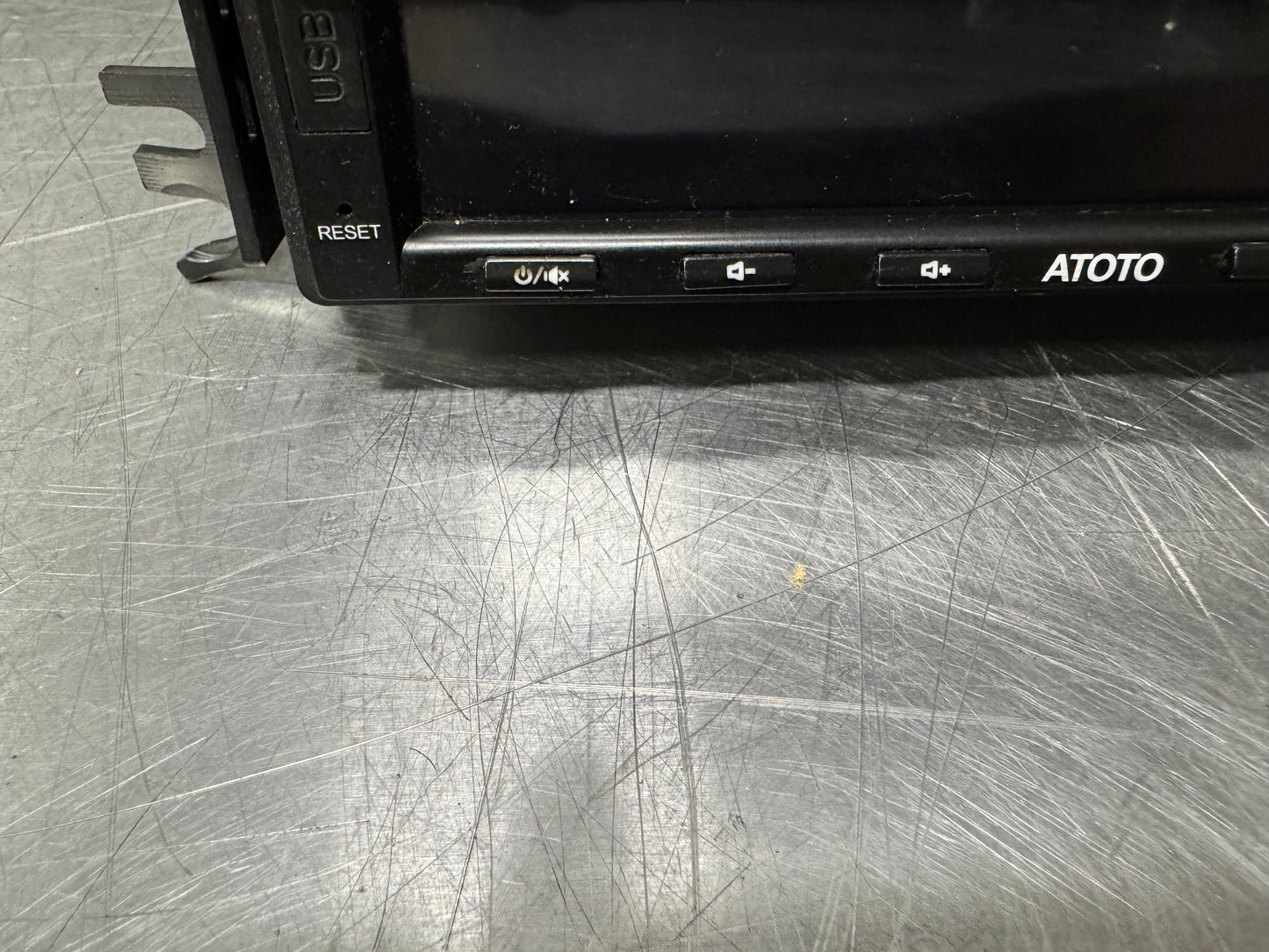 10-15 CAMARO ATOTO ANDROID TOUCHSCREEN RADIO #N845