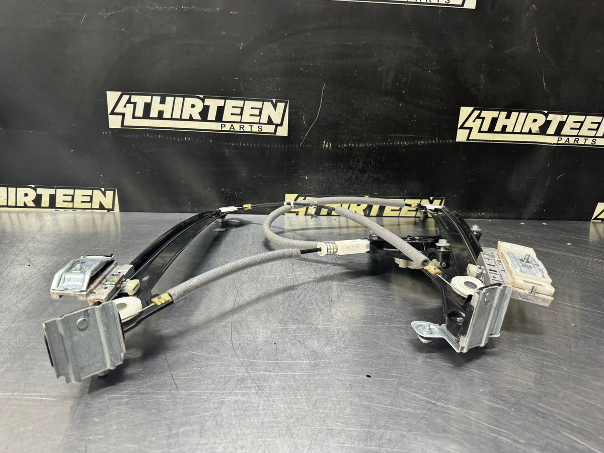 2015 FORD MUSTANG LH DRIVER SIDE WINDOW MOTOR REGULATOR ASSEMBLY OEM #V54