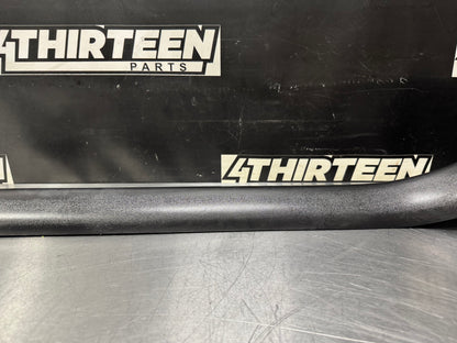 97-04 C5 CORVETTE PASSENGER SIDE DOOR SILL KICK PANEL RH BLK OEM 10247092 #L470