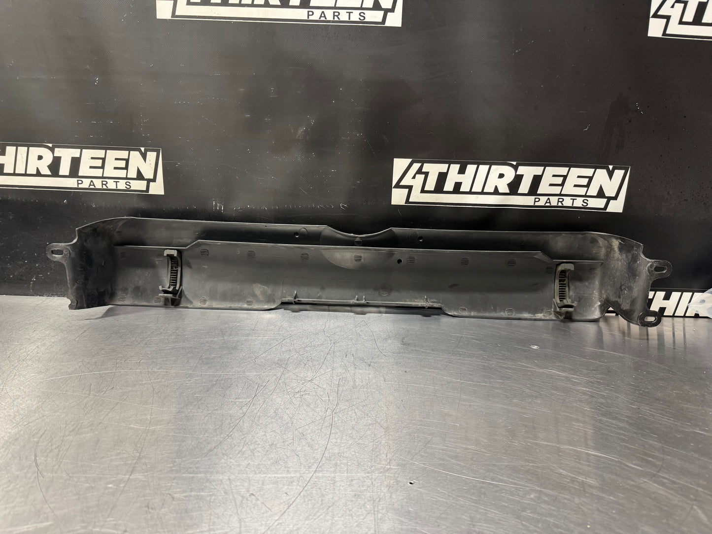 1997-2004 CORVETTE C5 UPPER RADIATOR SUPPORT 10405439 OEM #K16