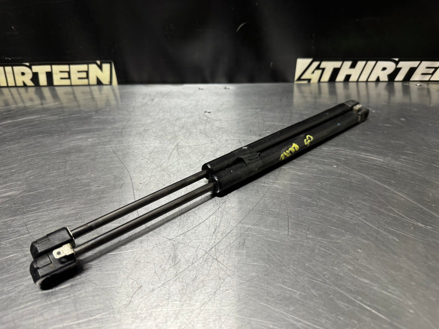97-04 C5 CORVETTE REAR HATCH LIFT SHOCK SET OF TWO OEM #N186