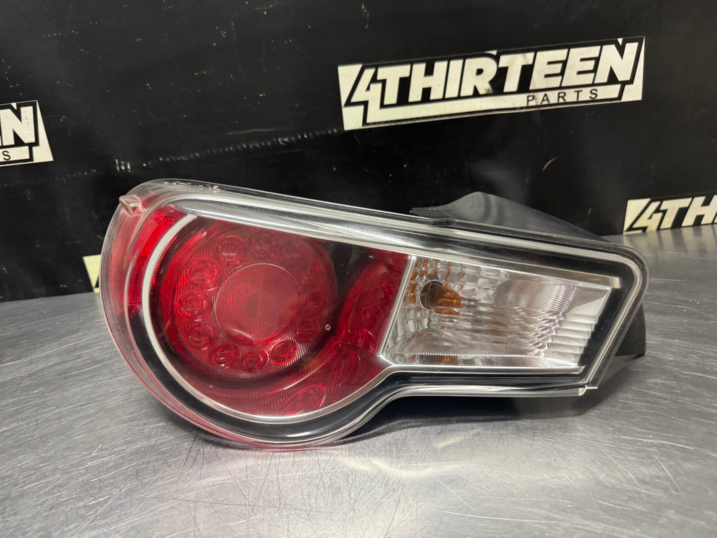 13-19 SCION FRS SUBARU BRZ TOYOTA GT-86 LH DRIVER SIDE TAIL LIGHT OEM #N504