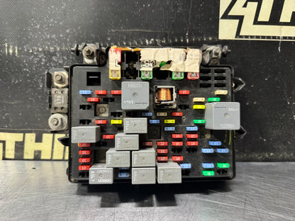 03-05 CHEVY SILVERADO GMC SIERRA 2500 ENGINE BAY FUSE BOX 15115615-02 OEM #X37