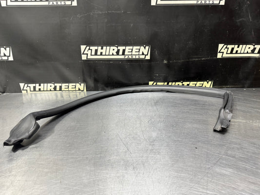 01-04 C5 Z06 FRC CORVETTE LH DRIVER  DOOR SEAL OEM #N848