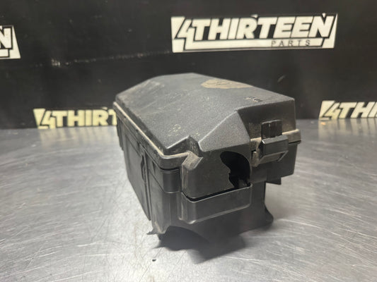 10-11 CHEVROLET CAMARO ENGINE FUSE BOX 22765979 OEM #N344