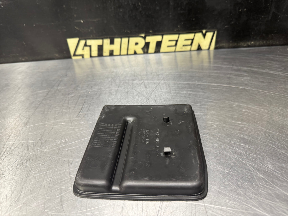 10-15 CHEVROLET CAMARO CENTER CONSOLE BEZEL RUBBER MAT 92216339 OEM #N972