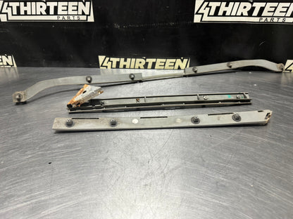 04-06 PONTIAC GTO UPPER REAR BUMPER BRACKET SET OEM #N305