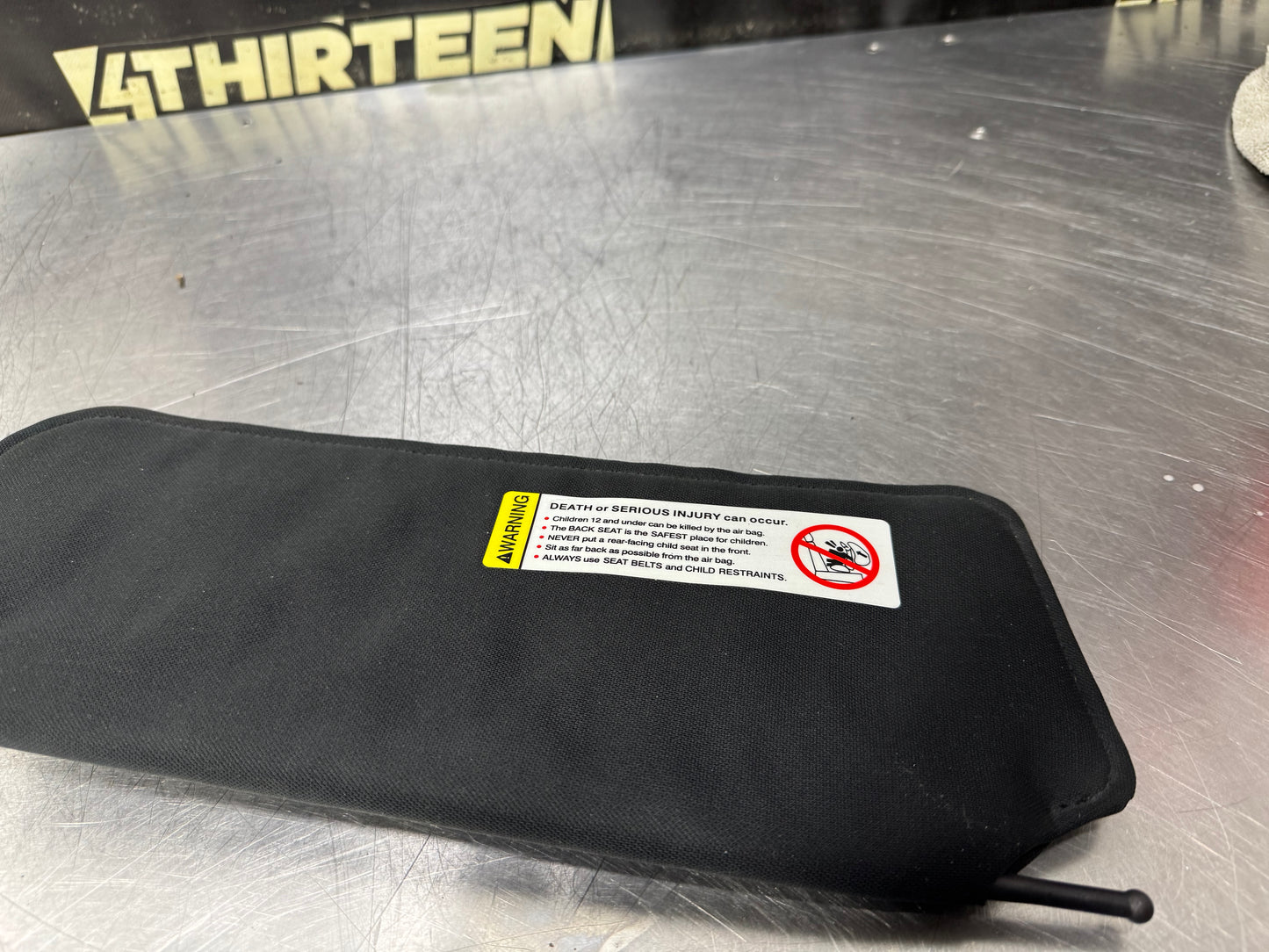 97-04 C5 DRIVER SIDE SUN VISOR VANITY #N749