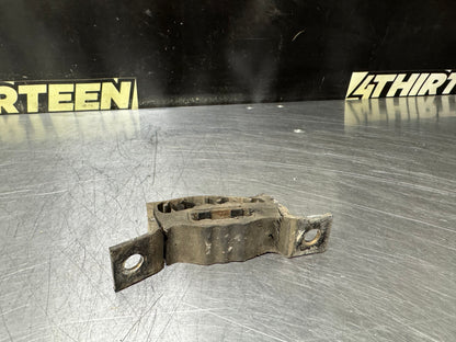 1997-2004 C5 CORVETTE REAR RUBBER EXHAUST HANGER #N885