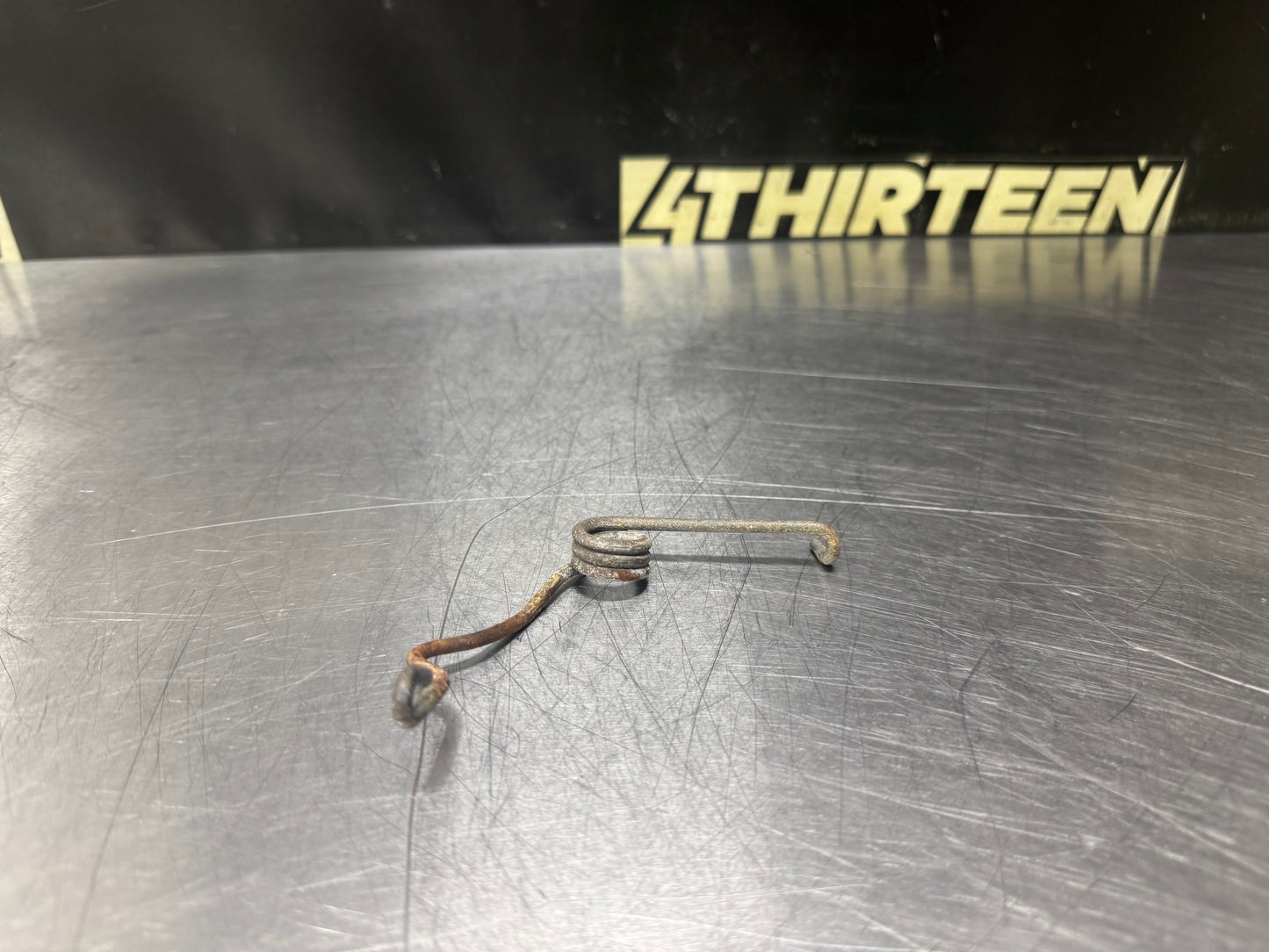 04-06 PONTIAC GTO HOOD LATCH SPRING OEM #N625
