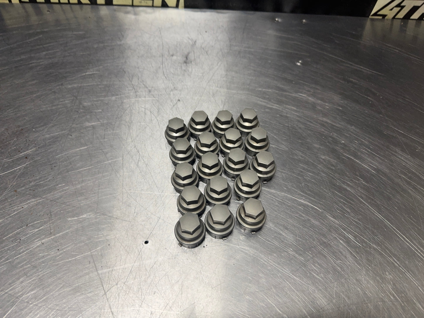 97-04 C5 CORVETTE LUG NUT COVERS SET OF 18 OEM #N460