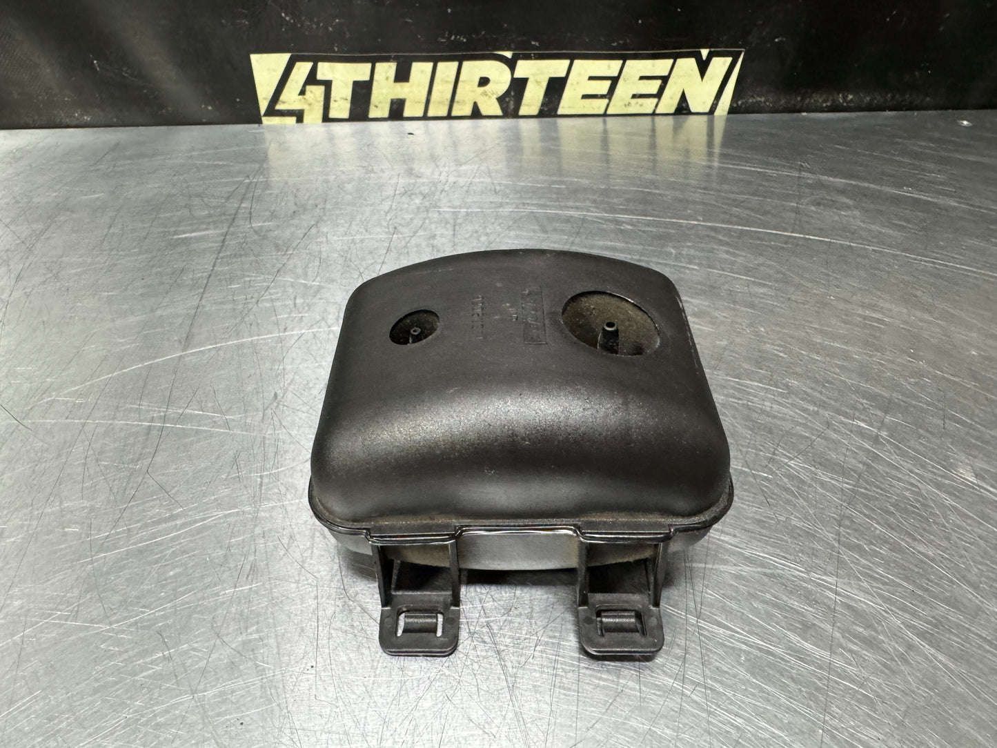 04-06 PONTIAC GTO HVAC VACUUM RESERVOIR TANK 92053361 OEM #N713