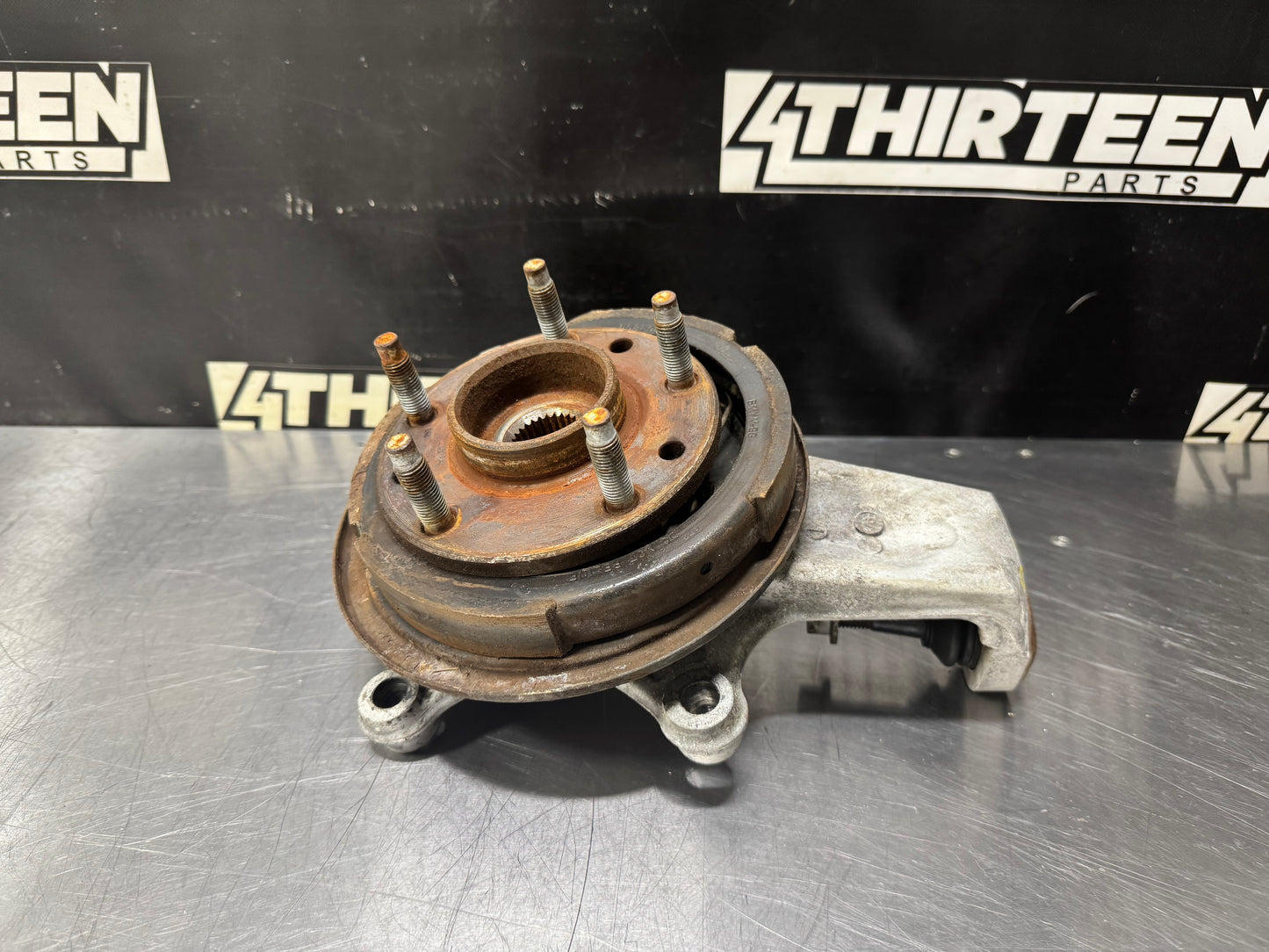 1997-2004 CORVETTE C5 RIGHT REAR SPINDLE KNUCKLE HUB OEM #N71