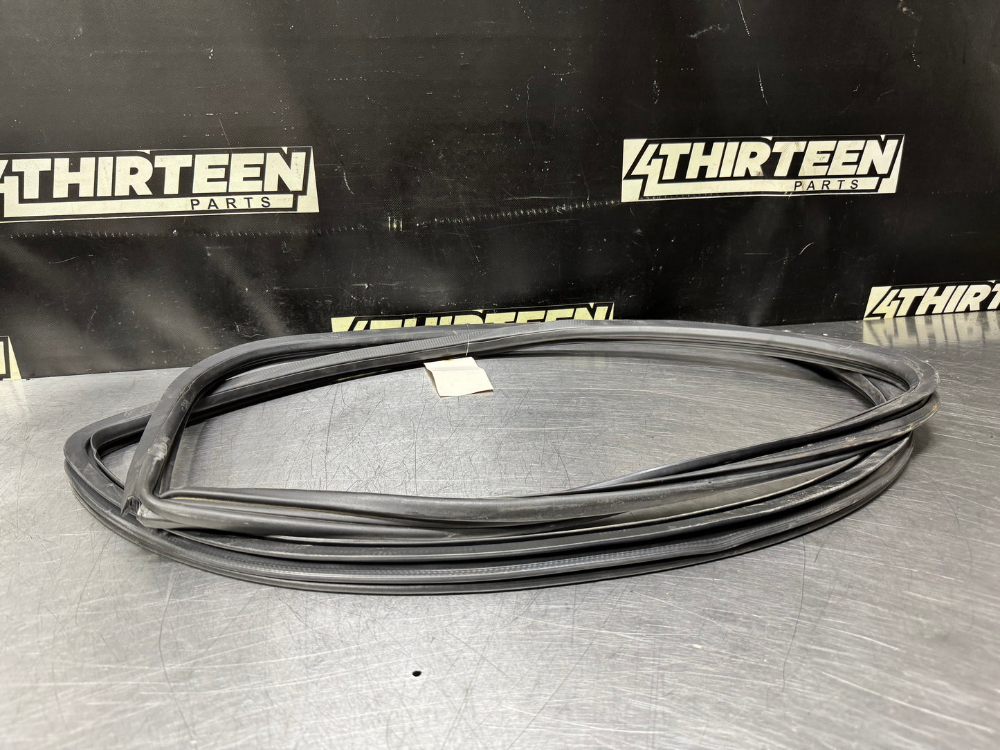 04-06 PONTIAC GTO RH PASSENGER DOOR SILL WEATHER STRIP SEAL OEM #N717