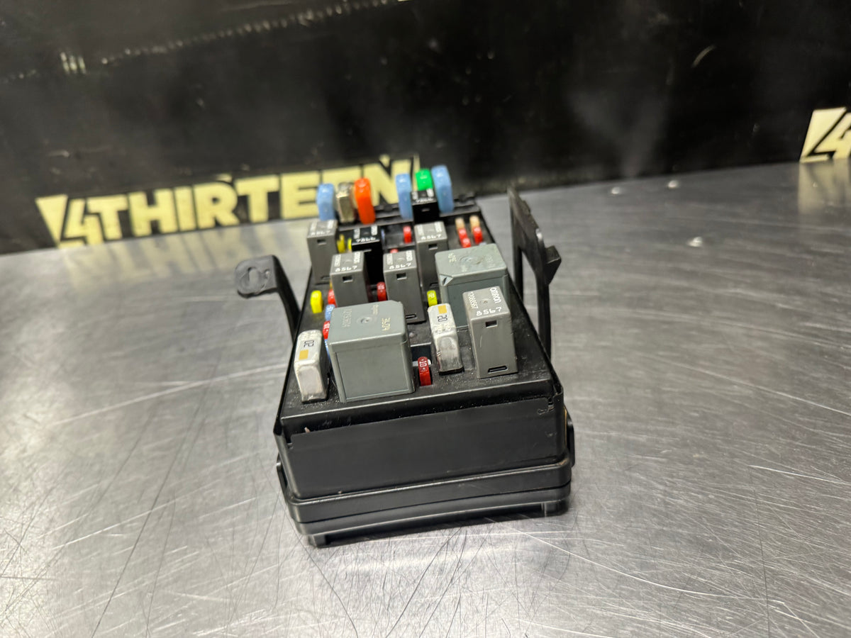 01-04 CORVETTE C5 INTERIOR FUSE RELAY BOX OEM 10443148 #N890