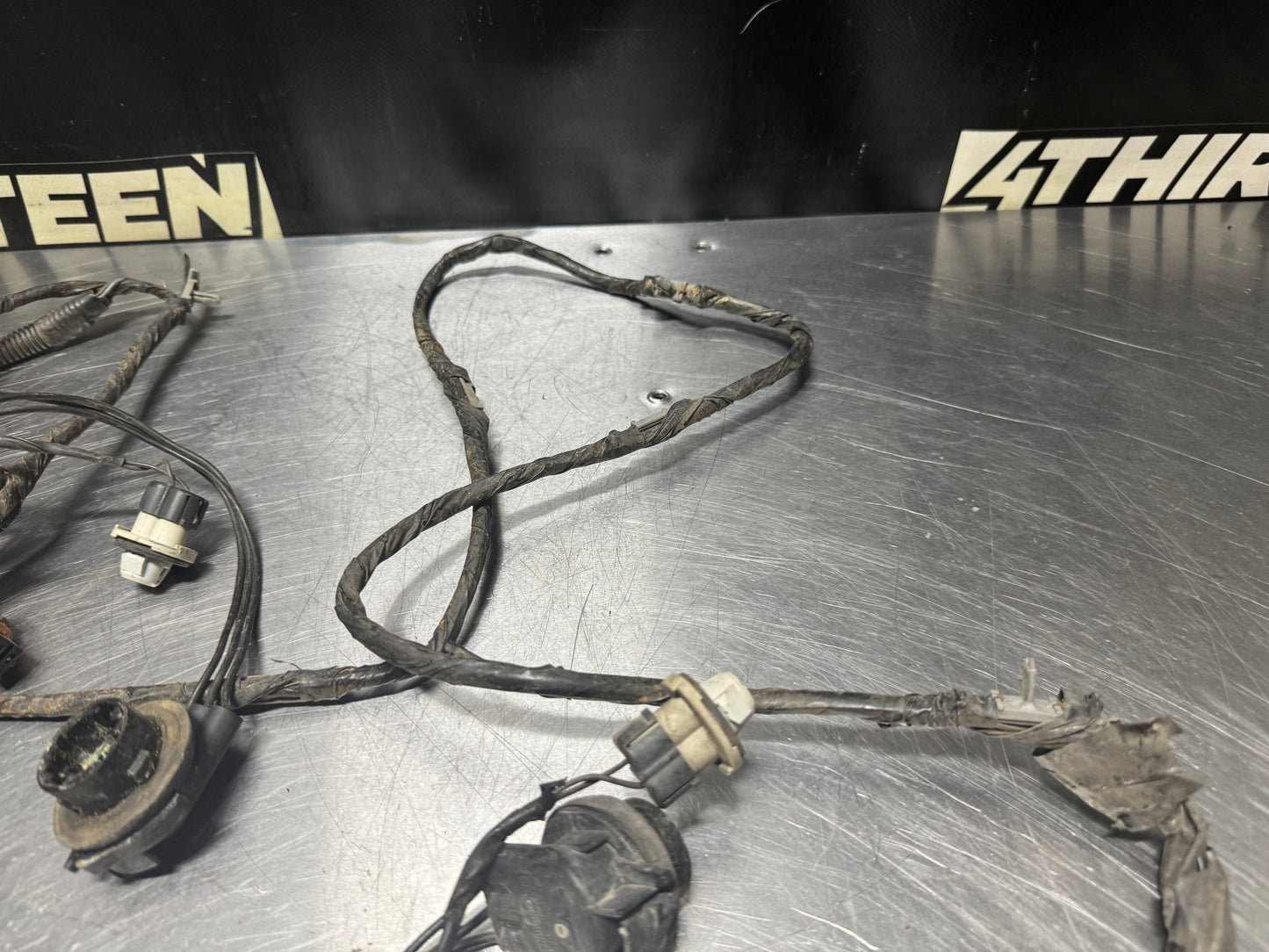 1997-2004 CORVETTE C5 USED OEM FRONT BUMPER HARNESS #N215