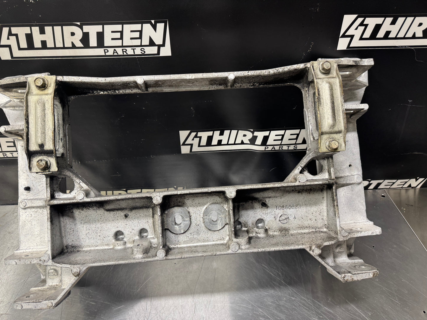 97-04 C5 CORVETTE REAR SUBFRAME CRADLE 10266823 OEM #N62