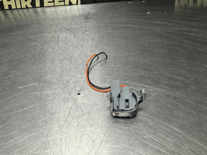 97-04 C5 CORVETTE LIGHTER PIGTAIL OEM #N361