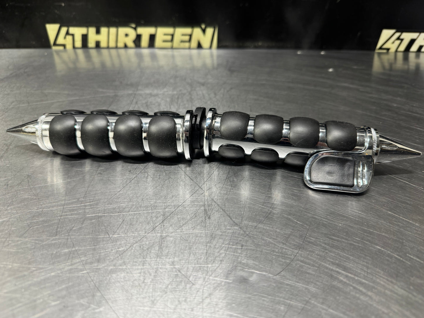 AFTERMARKET MOTORCYCLE SPIKE HANDLE BAR GRIPS FOR HARLEY DAVIDSON #N789