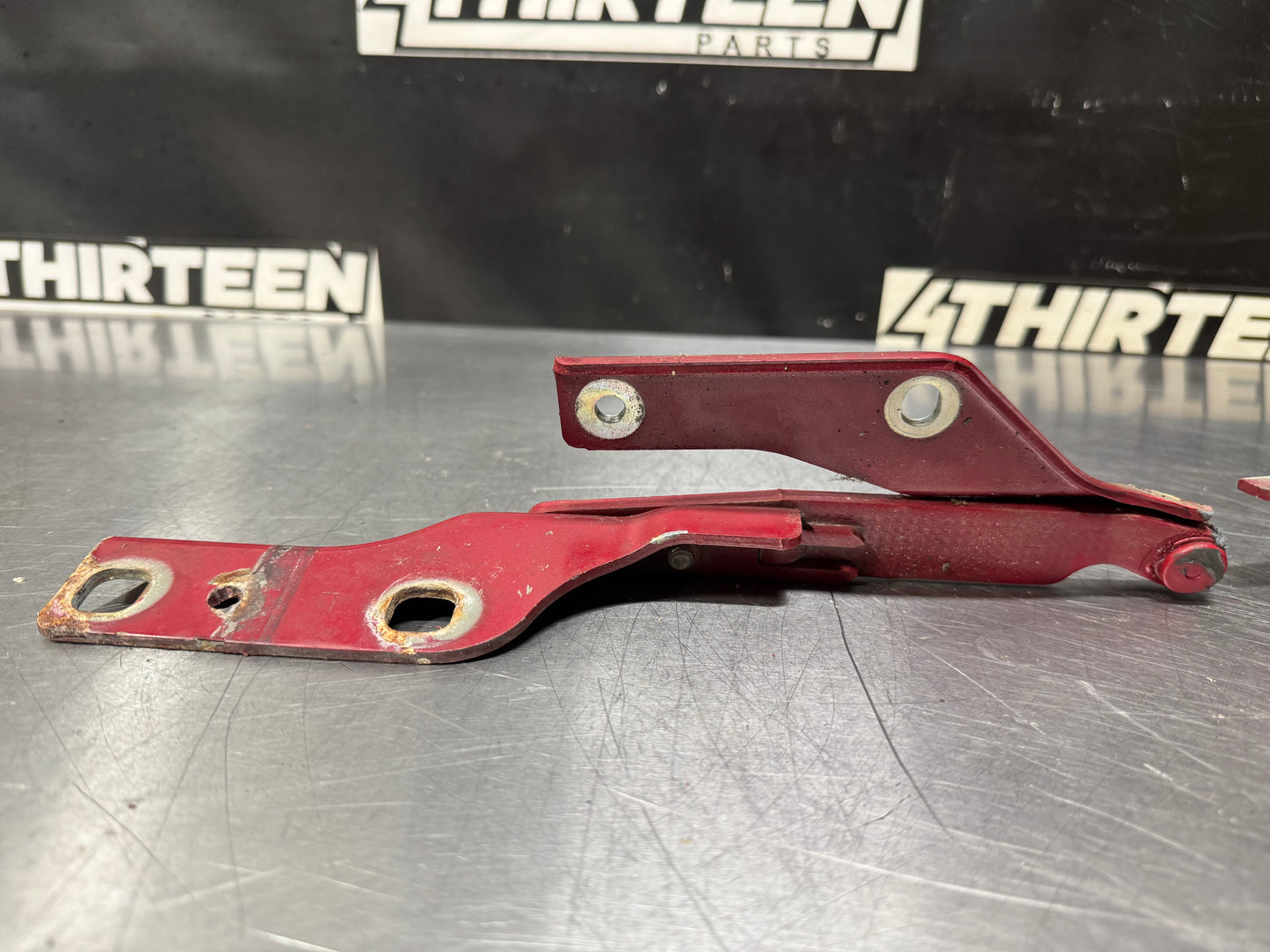 04-06 PONTIAC GTO RH & LH RIGHT HAND AND LEFT HAND HOOD HINGES SET OEM #L460