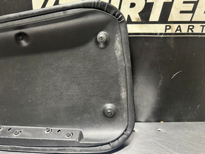 97-04 C5 CORVETTE CENTER CONSOLE LID ARMREST LEATHER COVER OEM #N510
