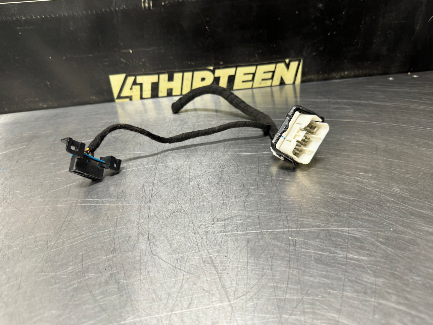 97-04 C5 CORVETTE CLUSTER PLUG AND OBD PORT PIGTAIL OEM #N923