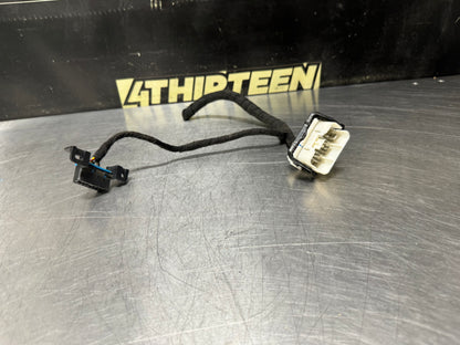 97-04 C5 CORVETTE CLUSTER PLUG AND OBD PORT PIGTAIL OEM #N923