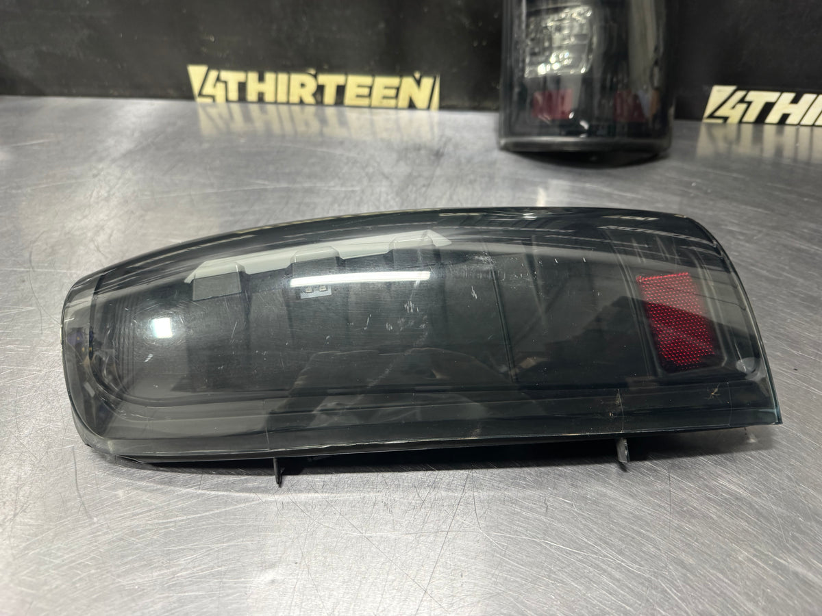 AFTERMARKET LED TAIL LIGHTS FOR 99-2006 02 CHEVY SILVERADO 1500 2500 3500 #X19