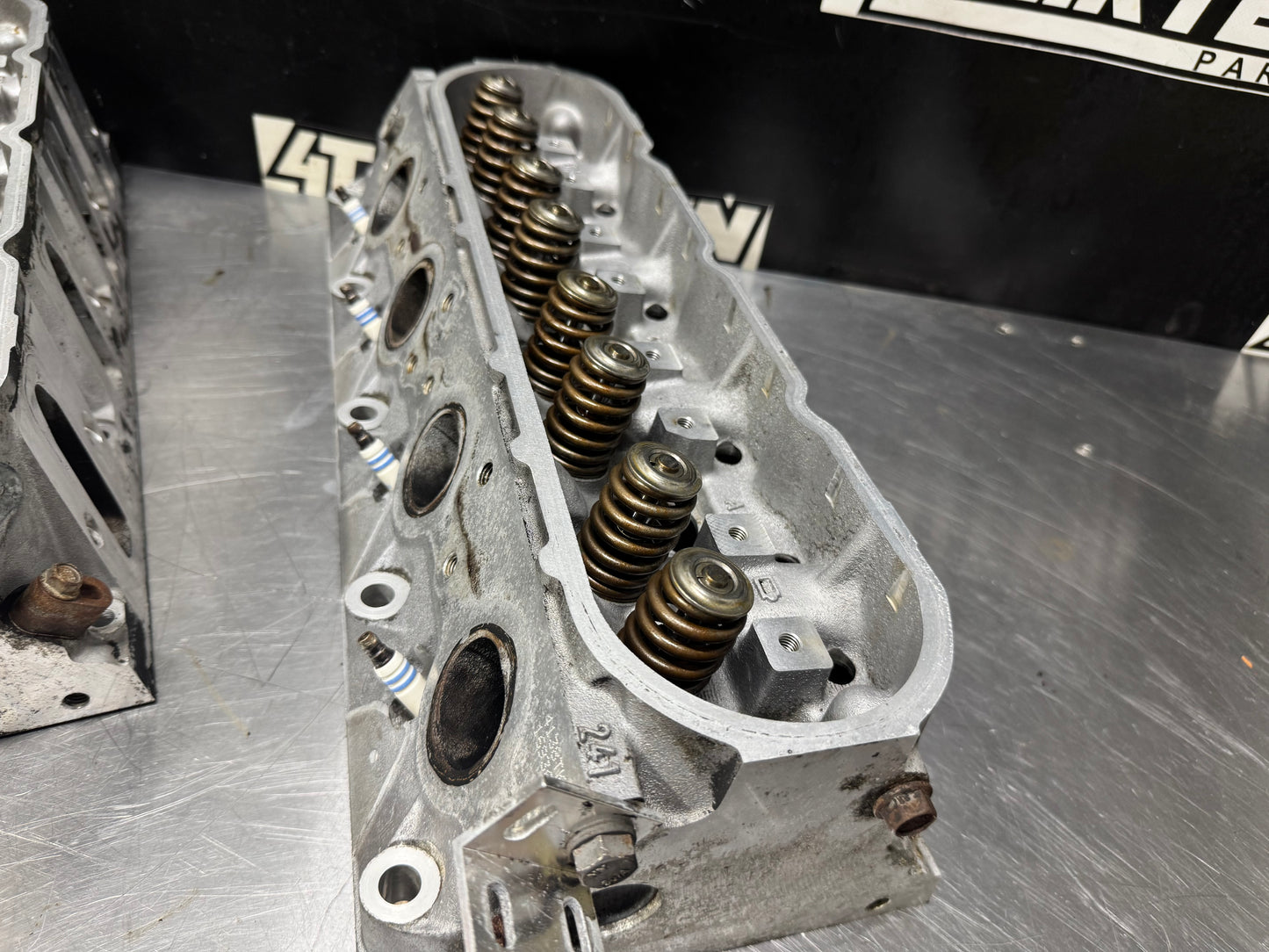 PAIR OEM CAMARO TRANS AM GTO CORVETTE CYLINDER HEADS 241 LS1 LS2 LS3 LSX #L416