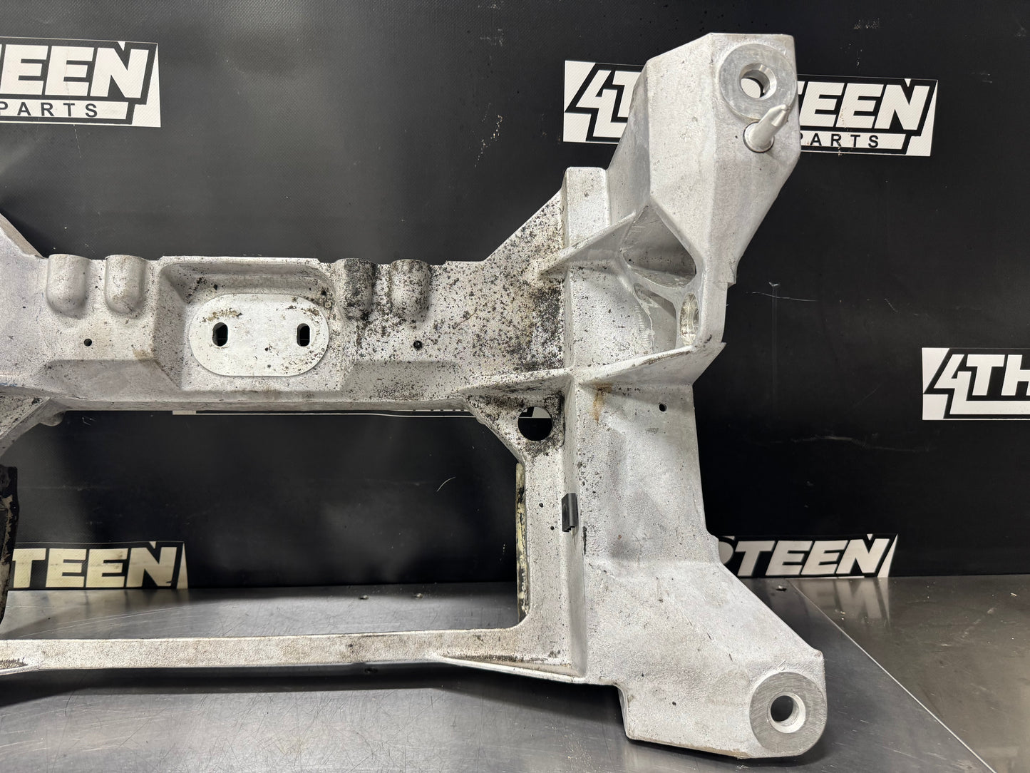 97-04 C5 CORVETTE REAR SUBFRAME CRADLE 10266823 OEM #N62