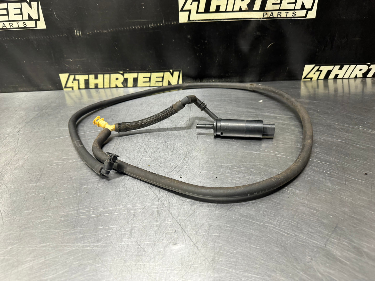 2006 VW GOLF HEADLIGHT WASHER PUMP W/ HOSE/PIPES OEM #N892