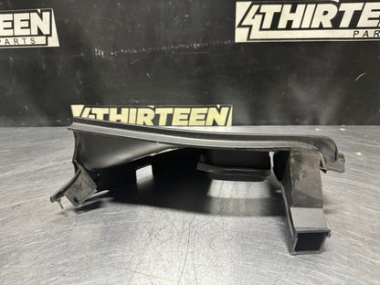 04-06 PONTIAC GTO RH PASSENGER SIDE DEFROST VENT TRIM OEM #N298