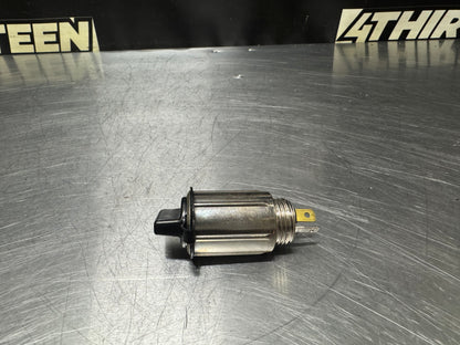 97-04 C5 CORVETTE CIGARETTE LIGHTER SOCKET OEM #N251