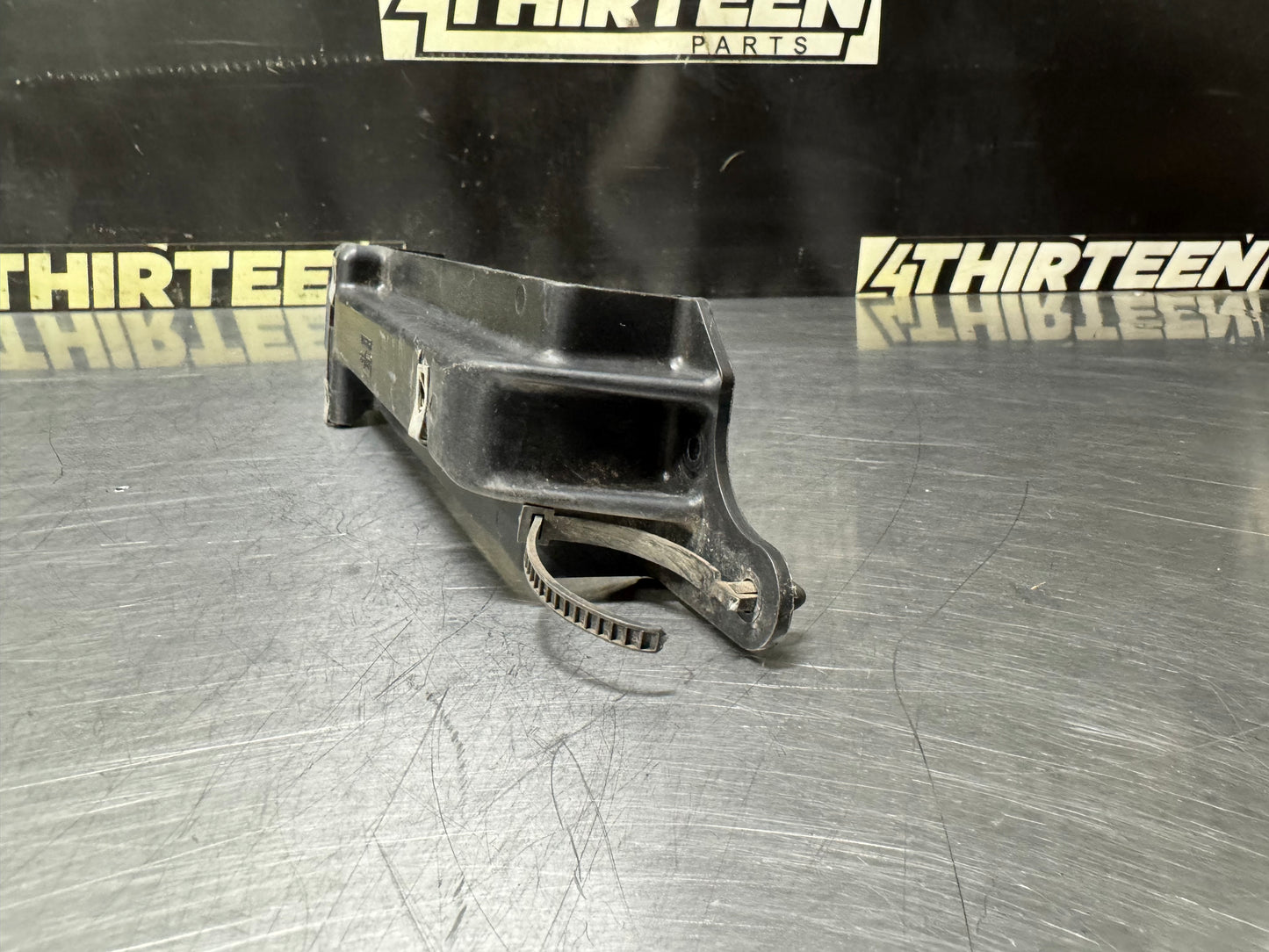 99-04 C5 CORVETT IGNITION SYSTEM BRACKET OEM #N852