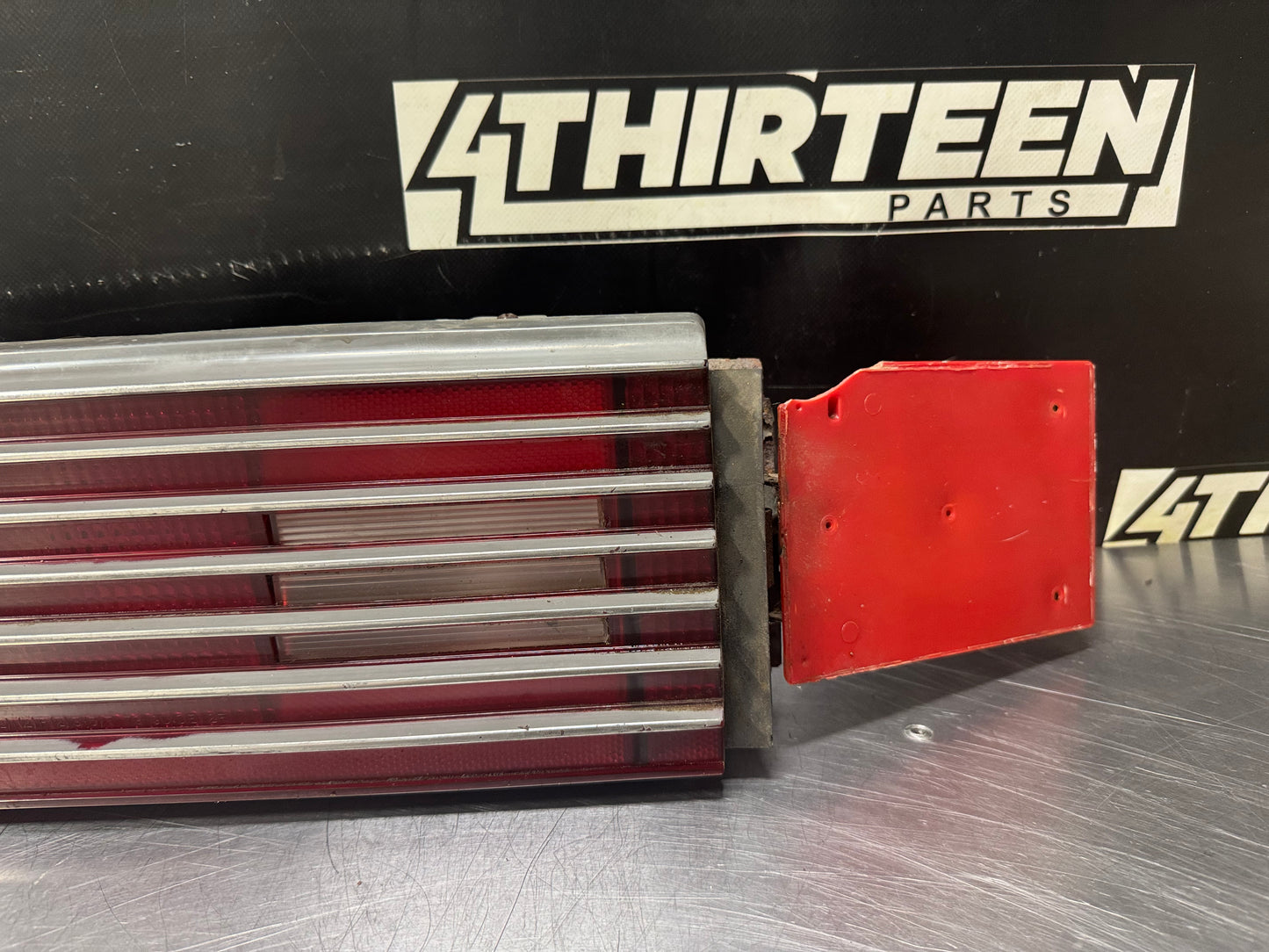 79-81 PONTIAC FIREBIRD TRANS AM LH DRIVER TAIL LIGHT ASSEMBLY 5970717 OEM #N393
