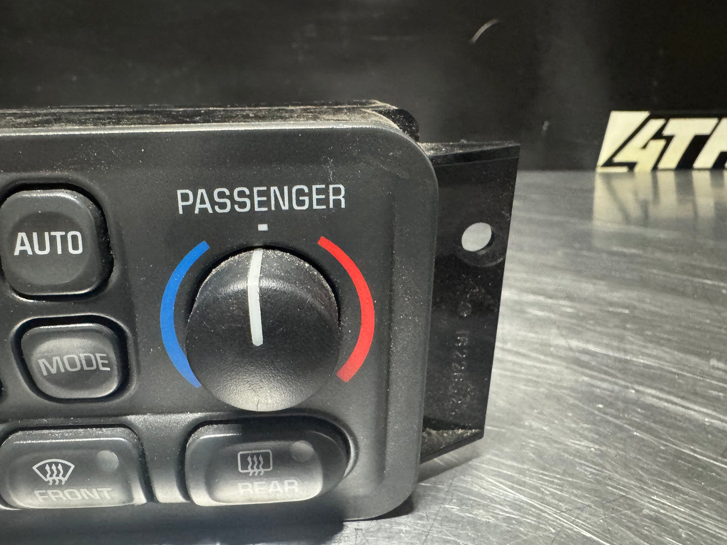 1997-2004 C5 CORVETTE HVAC CLIMATE CONTROL UNIT 09380441 USED OEM #N283