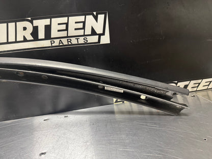 97-04 C5 CORVETTE LH DRIVER EXTERIOR A PILLAR MOLDING 10422997 OEM #N285