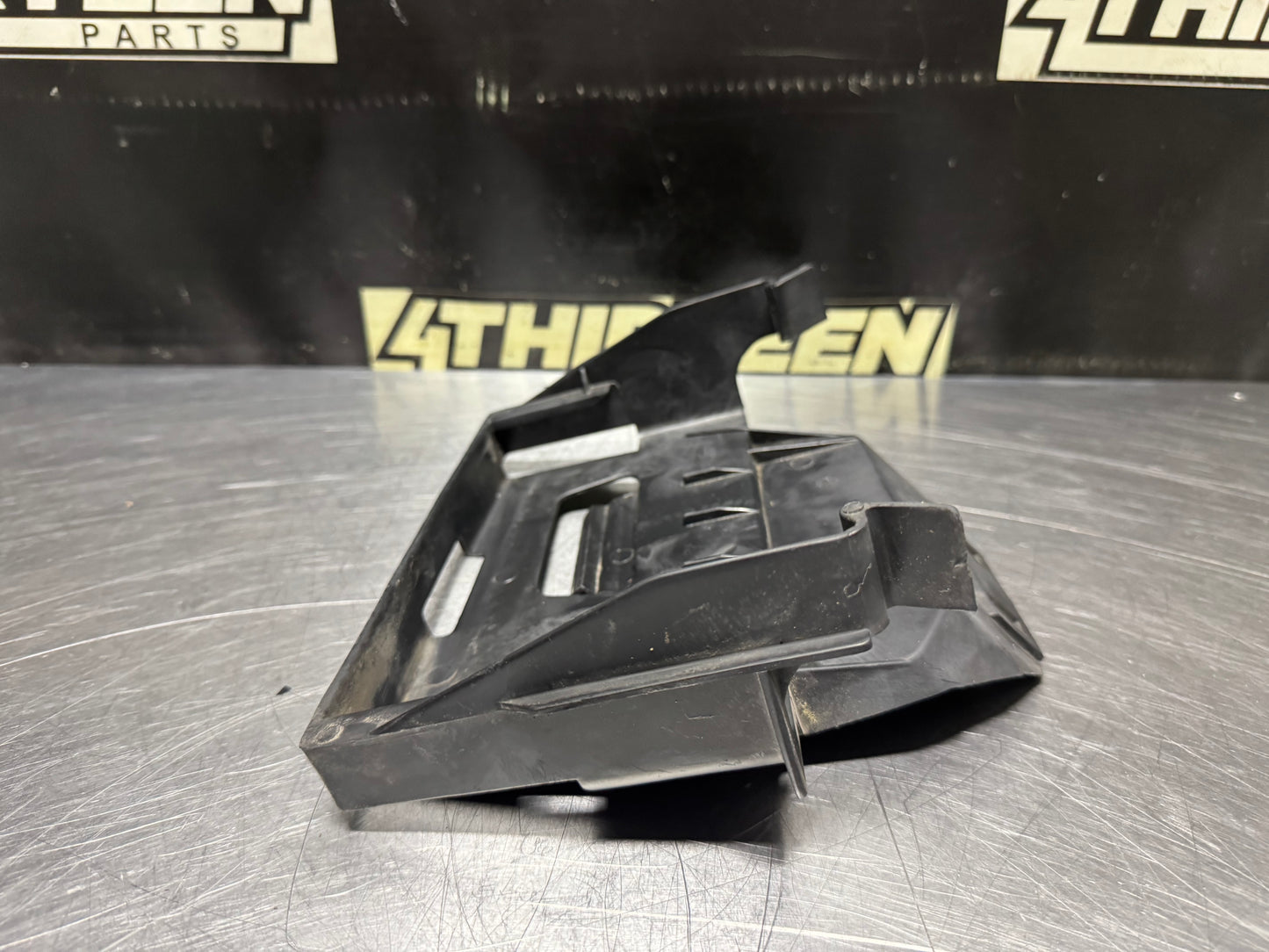 99-02 CHEVY CAMARO PCM/ECM COMPUTER BRACKET 10275815 OEM #N651