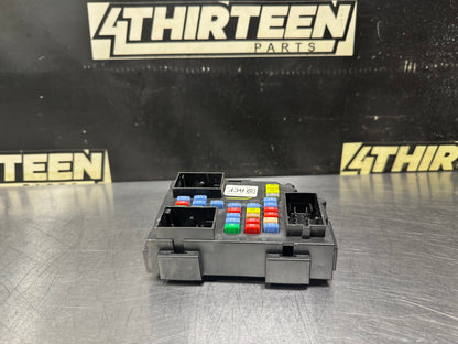 07-13 CHEVY SILVERADO FUSE JUNCTION BOX 20828609_01 OEM #N990