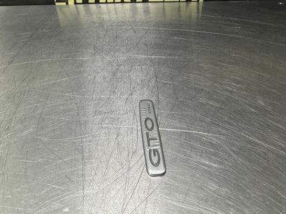 04-06 PONTIAC GTO DASH EMBLEM OEM #N947