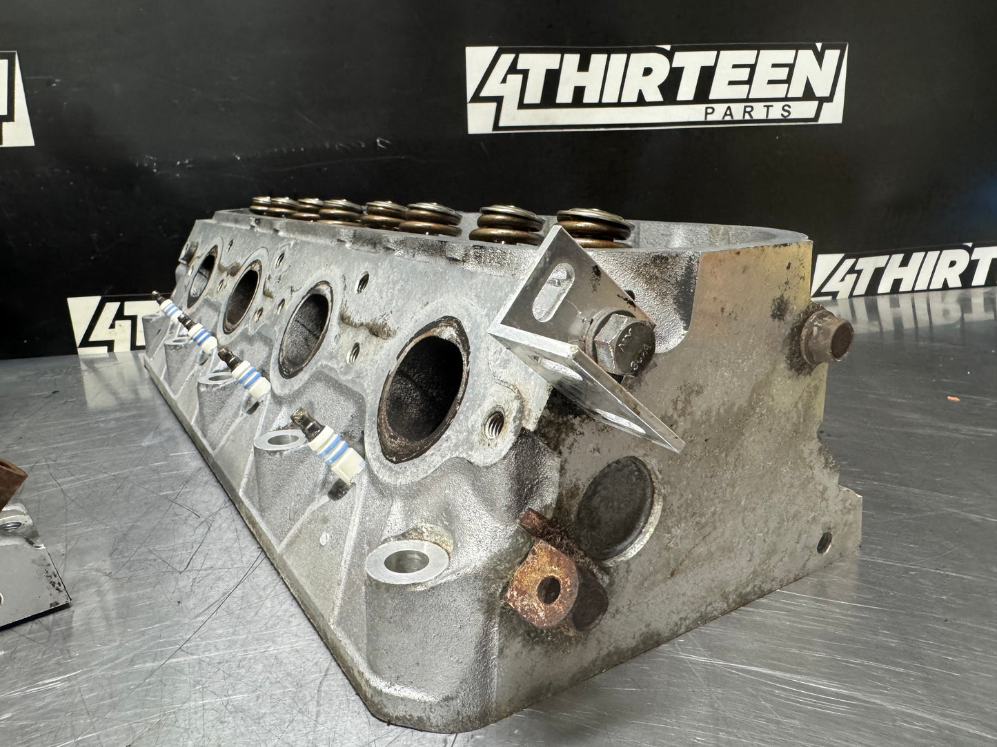 PAIR OEM CAMARO TRANS AM GTO CORVETTE CYLINDER HEADS 241 LS1 LS2 LS3 LSX #L416